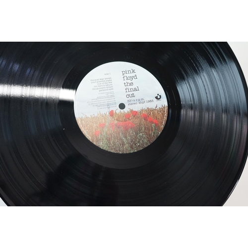 29 - Vinyl - Pink Floyd 2 LP's to include Animals (SHVL 815) gatefold sleeve, no barcode printer credit, ... 