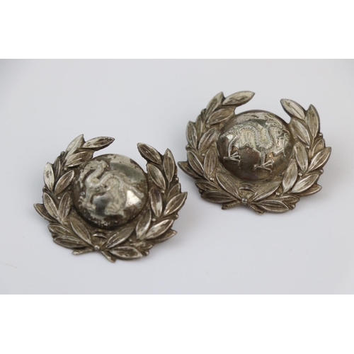 28 - A Pair Of British Volunteer Battalion Of The Border Regiment White Metal Collar Badges , Both With T... 