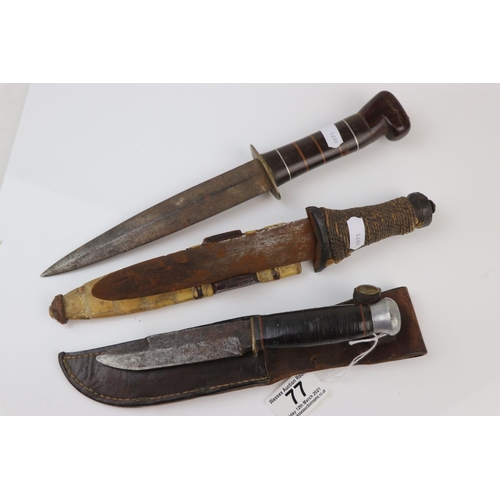 77 - A Collection Of Three Vintage Knives To Include A Sheath Knife And A Fighting / Trench Knife.