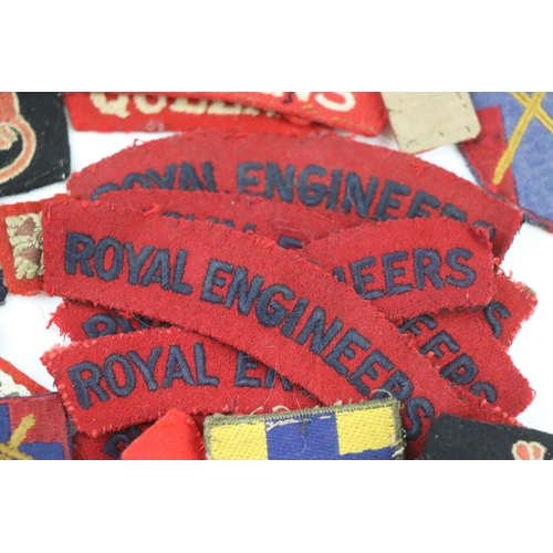 98 - A Large Collection Of Mainly World War Two Era British Military Cloth Badges To Include Regimental S... 