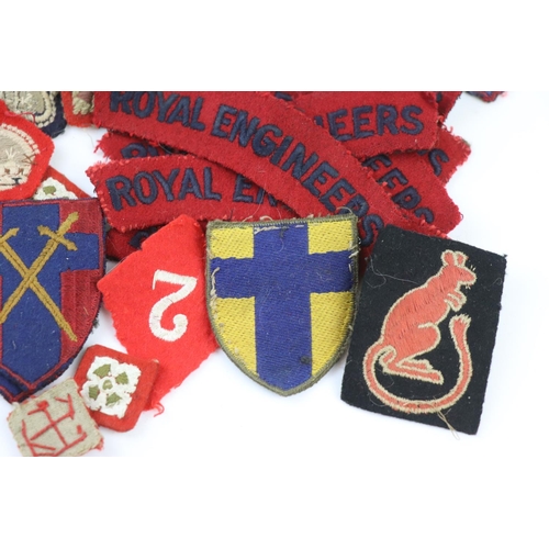 98 - A Large Collection Of Mainly World War Two Era British Military Cloth Badges To Include Regimental S... 