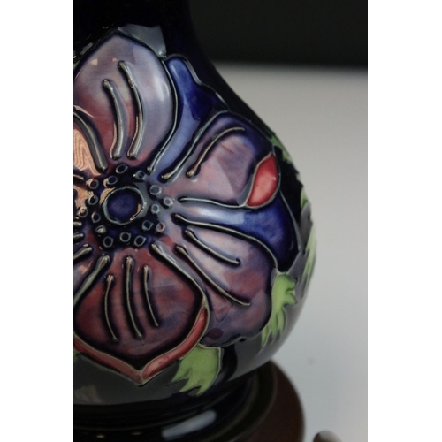 20 - Moorcroft Tube Lined Table Lamp in the anemone pattern, 19cms high