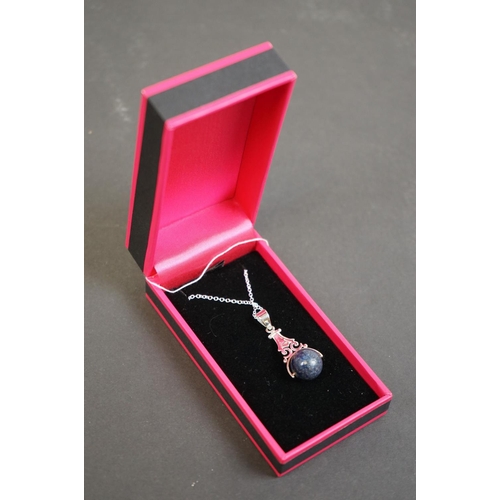313 - Silver pendant necklace with Lapis Lazuli ball