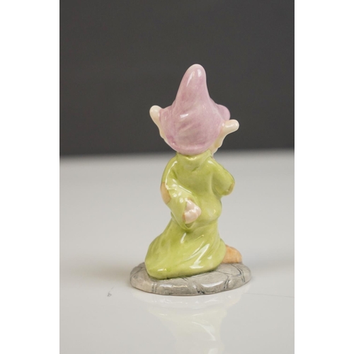 168 - Royal Doulton Set of Snow White and the Seven Dwarfs, model numbers SW9 to SW16, Snow White 15cms hi... 