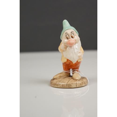 168 - Royal Doulton Set of Snow White and the Seven Dwarfs, model numbers SW9 to SW16, Snow White 15cms hi... 