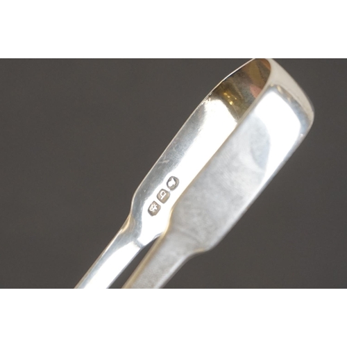 350 - A pair of fully hallmarked Georgian sterling silver sugar tongs.