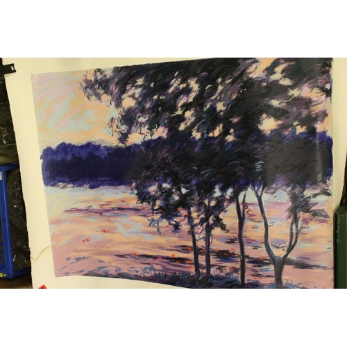 467 - A collection of ephemera mainly relating to The Morris Minor to include books and posters.