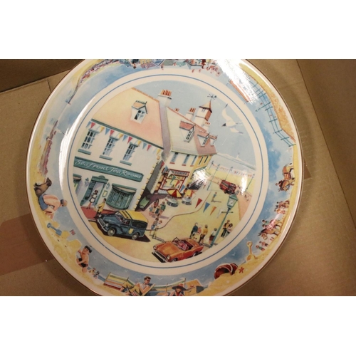 80 - Mixed lot of 20th century Ceramics including Poole Pottery Vase, Sylvac Moulded Vases, Forest of Dea... 