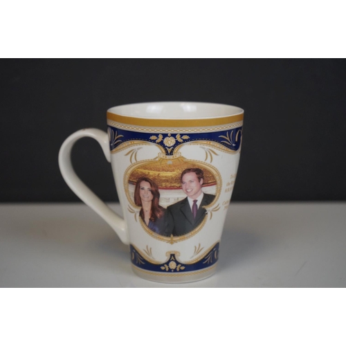 410 - A collection of mixed ceramics and glass ware to include Royal Doulton flower baskets and glass pape... 