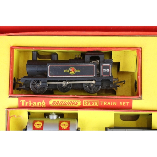 16 - Three boxed Triang OO gauge train sets to include RS25, RO and Princess Elizabeth set plus a boxed T... 