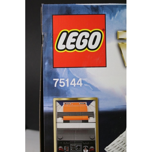 195 - Lego Star Wars Ultimate Collector's Series 75144 Snowspeeder (retired).  New and sealed