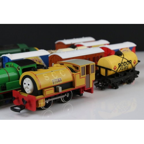 2 - Collection of Hornby Thomas the Tank Engine to include 5 x locomotives (Thomas, Percy, Rusty Bill & ... 