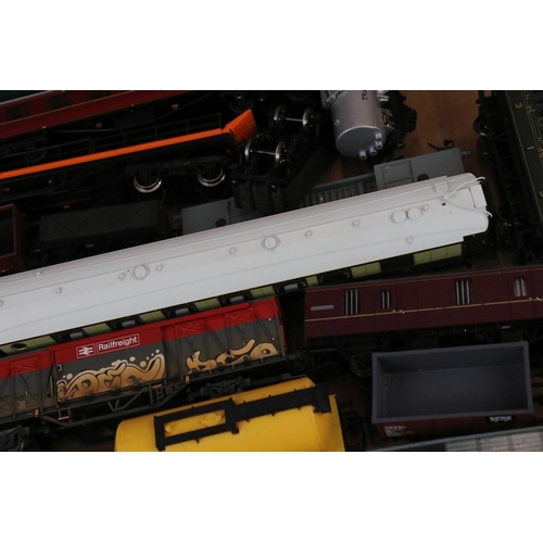 43 - 35 Hornby OO gauge items of rolling stock in vg condition to include crane, coaches and wagons