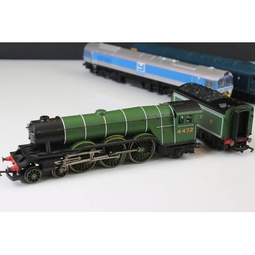 45 - Four OO gauge locomotives to include 3 x Hornby (Flying Scotsman, Yeoman Kenneth J Painter & Illustr... 