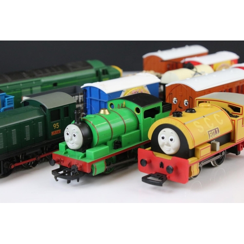 2 - Collection of Hornby Thomas the Tank Engine to include 5 x locomotives (Thomas, Percy, Rusty Bill & ... 