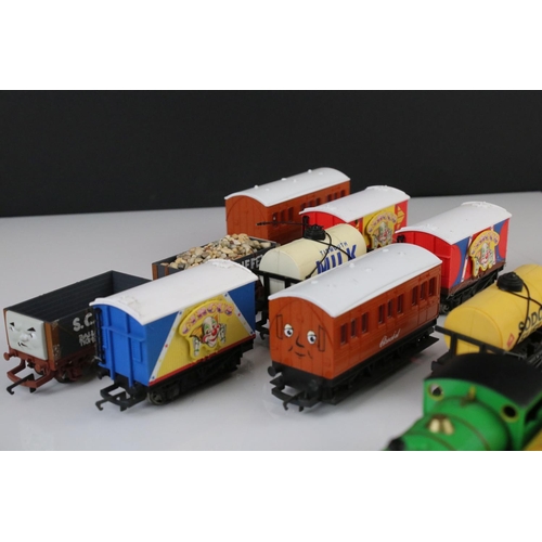 2 - Collection of Hornby Thomas the Tank Engine to include 5 x locomotives (Thomas, Percy, Rusty Bill & ... 