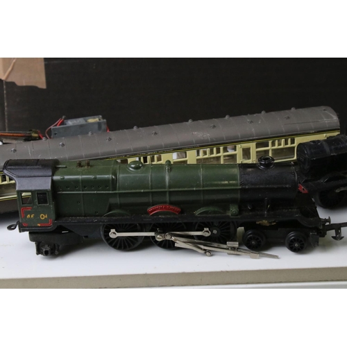 20 - Quantity of OO gauge model railway to include locomotives, rolling stock, track etc featuring Hornby... 