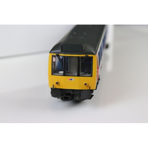 41 - Boxed Bachmann OO gauge Blue Riband 32901 Class 108 DMU 2 Car Network Southeast DCC Ready