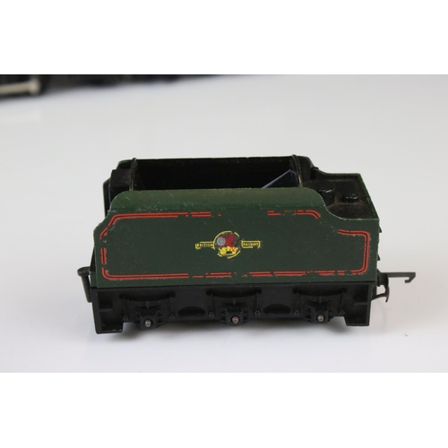 50 - Six Triang OO gauge locomotives to include Princess Elizabeth, Princess Victoria, 2 x 0-6-0 etc, wit... 