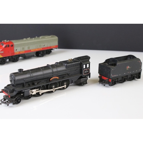 50 - Six Triang OO gauge locomotives to include Princess Elizabeth, Princess Victoria, 2 x 0-6-0 etc, wit... 