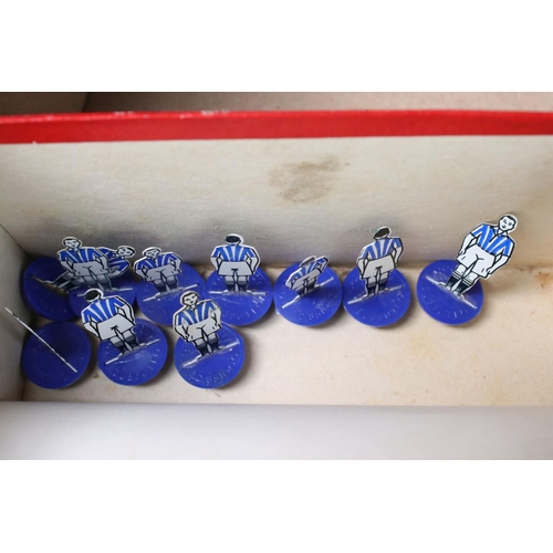 208 - Subbuteo - Collection of original Subbuteo card figures featuring 16 various teams to include Arsena... 