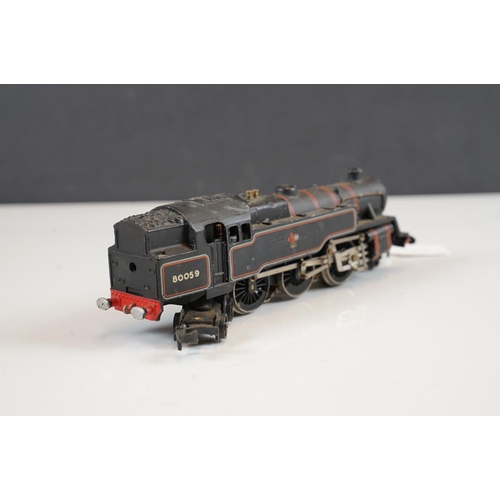 102 - Two boxed Hornby Dublo locomotives to include Duchess of Montrose within a 3211 Mallard box and 3218... 