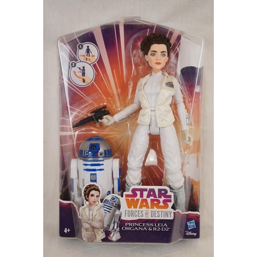 190 - Group of mixed boxed toys to include Lego Movie 70824 Introducing Queen Qatevra Wa'Nabi, 2 x Hasbro ... 