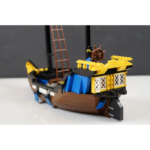198 - Lego - Two built ships to include 6274 Caribbean Clipper complete with replacement sails and Pirate ... 