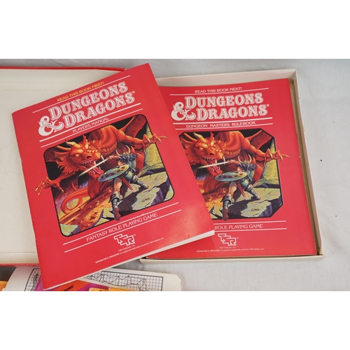 217 - 26 x TSR Dungeons and Dragons rule books and campaign sets to include Forgotten Realms, Queen of the... 