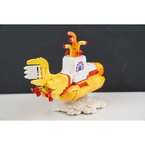 188 - Lego - Boxed Lego Ideas #015 21306 The Beatles Yellow Submarine set, build, complete with instructio... 