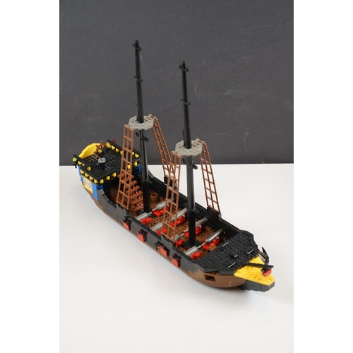 198 - Lego - Two built ships to include 6274 Caribbean Clipper complete with replacement sails and Pirate ... 
