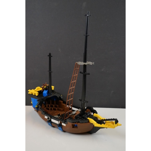 198 - Lego - Two built ships to include 6274 Caribbean Clipper complete with replacement sails and Pirate ... 