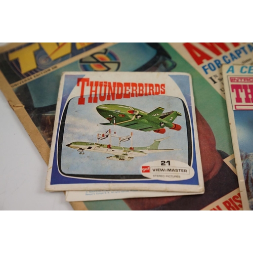 204 - Thunderbirds - Collection of various Thunderbirds items to include 2 x boxed Matchbox figures (Virgi... 