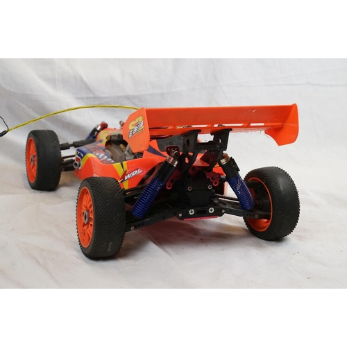 401 - A Thunder Tiger EB-4 S2.5 Pro 1/8 scale nitro buggy 4WD.