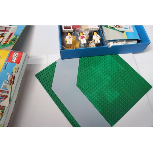 183 - A large collection of Lego to include set 6380 Ambulance Station, 6372 Cottage, 6501 Black Car, 6522... 