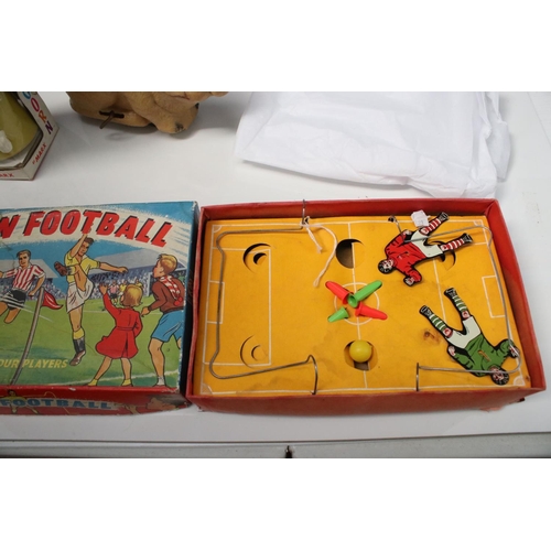 224 - Collection of vintage toys to include boxed Kim Toys Blow Football, boxed Linda Jolly JackTar, boxed... 