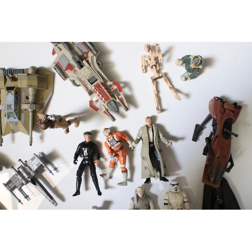 238 - Star Wars - Around 20 figures and vehicles circa 1990s