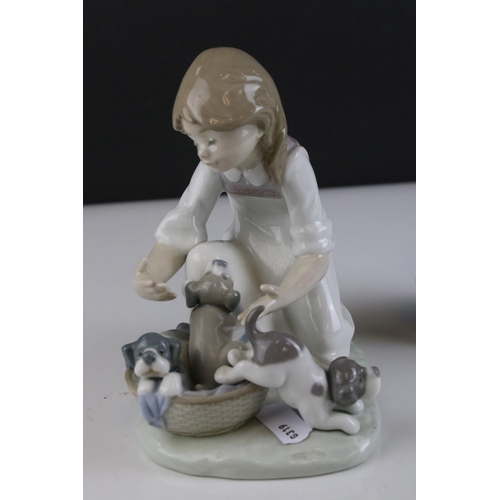 103 - Two Lladro Figure Groups - Sleepy Kitten 5640 and Joy in a Basket 5595