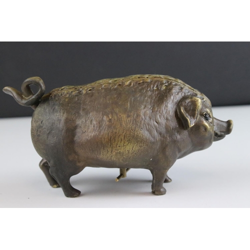 50 - Bronze hotel bell in the form of a pig (press down tail)