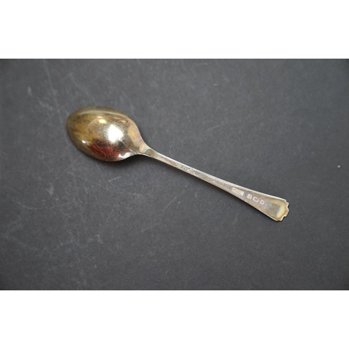 189 - Hallmarked silver child's egg & spoon set in original box