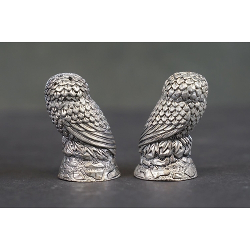 285 - Pair of novelty silver plated condiments in the form of owls