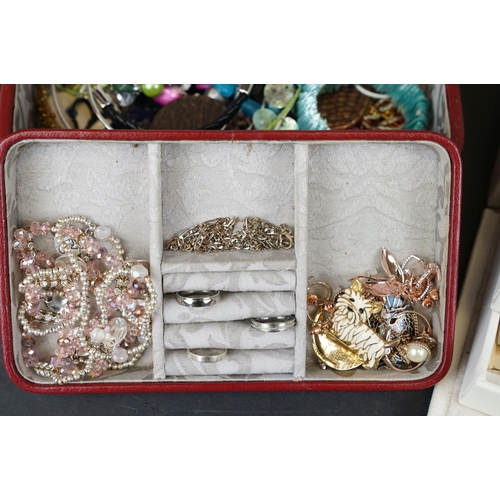 342 - Two jewellery boxes containing silver & costume jewellery