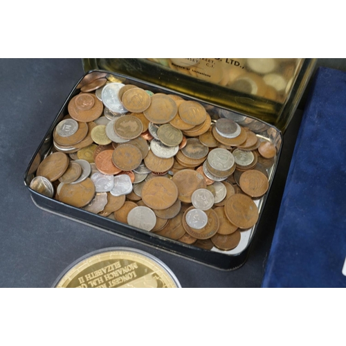 345 - A collection of mainly British coins to include pre decimal, commemorative crowns and proof examples... 