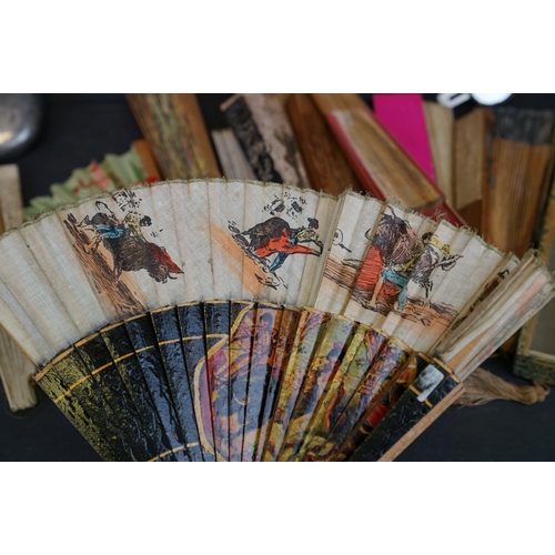 352 - A collection of vintage fans together with three vintage hip flasks.