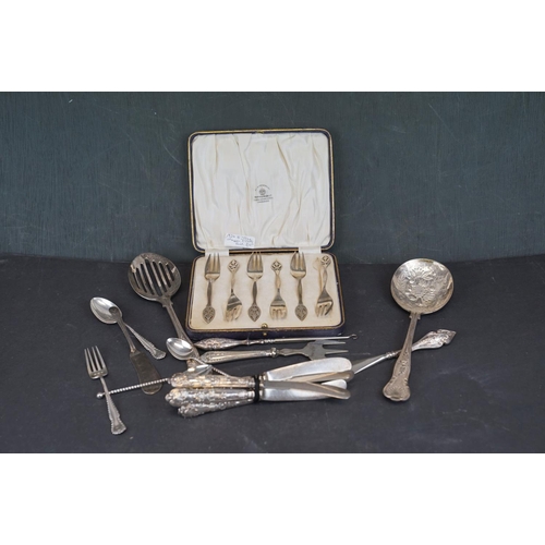 353 - A collection of sterling silver and silver plated cutlery to include a cased set of fully hallmarked... 