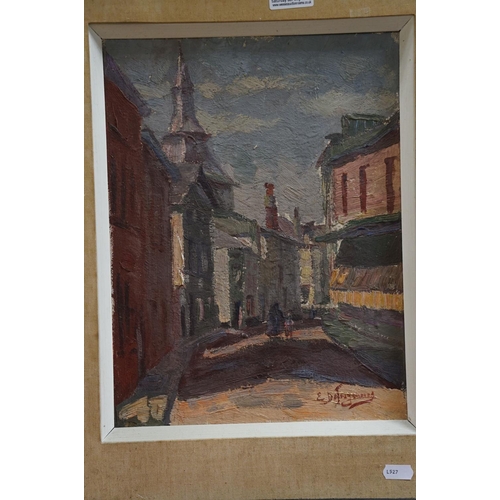 365 - A mid 20th century oil on board Continental  street scene with indistinctly signed 34 x 26 cm.