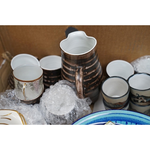 460 - A box of mixed ceramics to include a Cinque Ports Pottery Ltd part tea set.