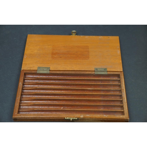 493 - A collection of vintage wooden boxes to include a cigar box together with a tie press.