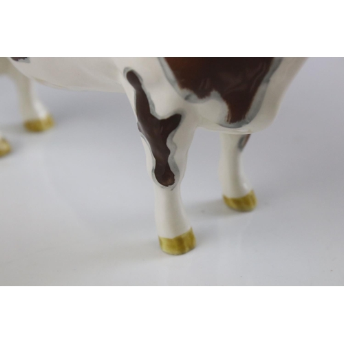 137 - Beswick Ayrshire Bull, Ch. Whitehill Mandate, model 1454B