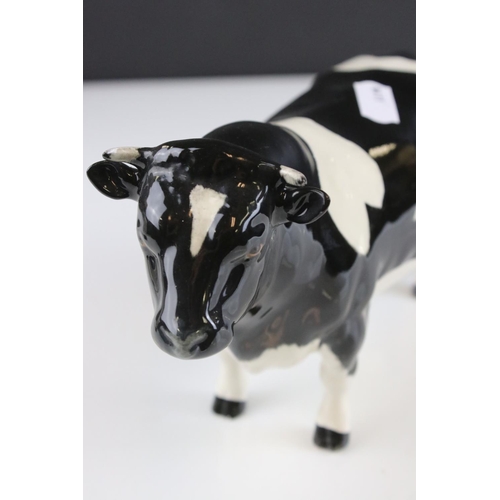 138 - Beswick Friesian Bull, Ch, Coddington Hilt Bar, model 1439A